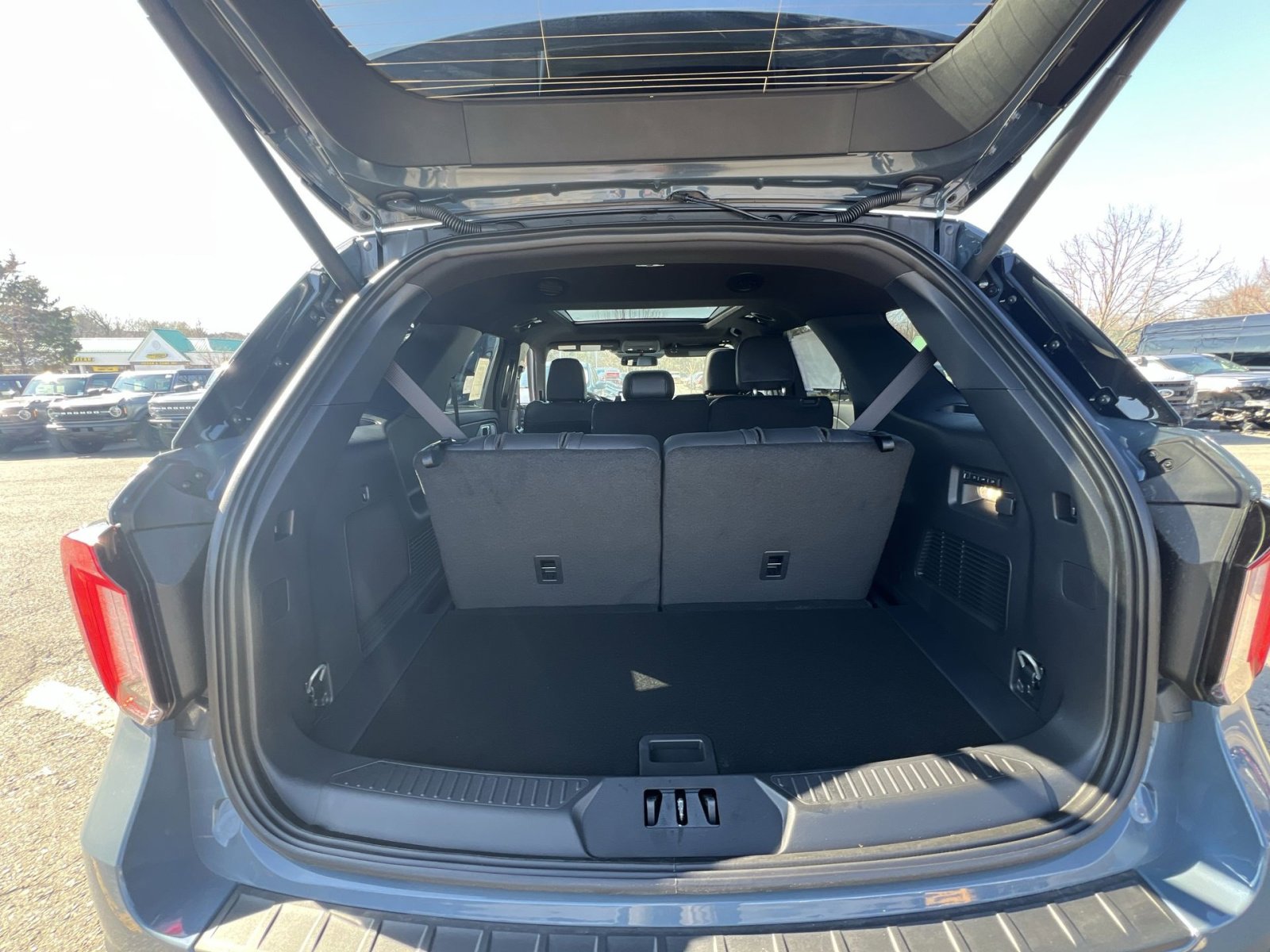 New 2026 Ford Explorer ST w/ Sun And Sound Package image 27