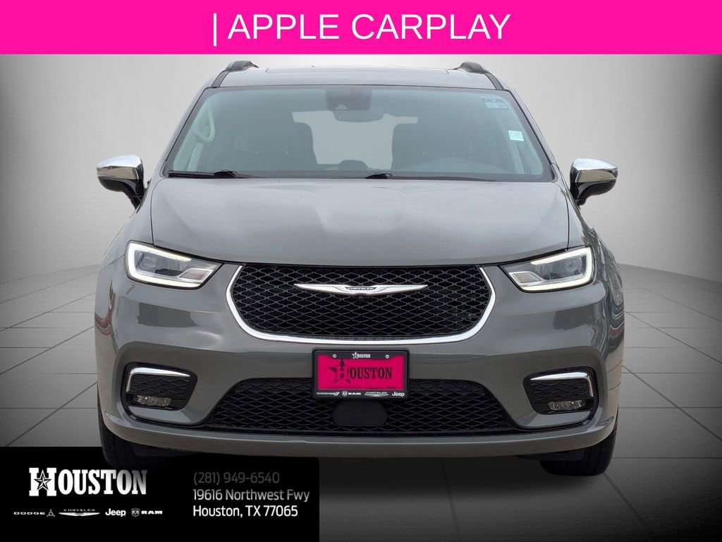 Used 2023 Chrysler Pacifica Limited FWD image 9