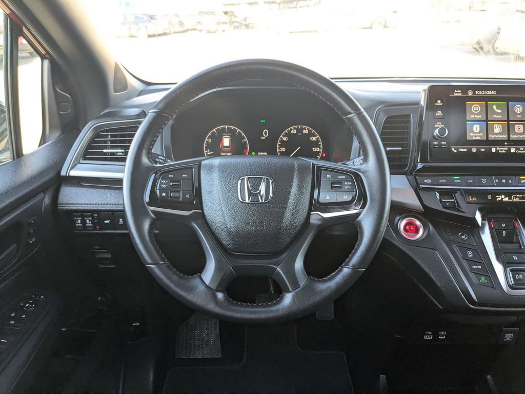 Used 2025 Honda Odyssey Sport-L image 25