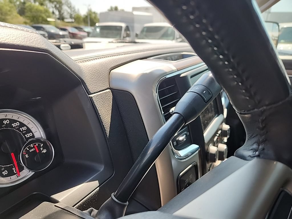 Used 2017 RAM 2500 Laramie w/ Convenience Group AWD/4WD image 12
