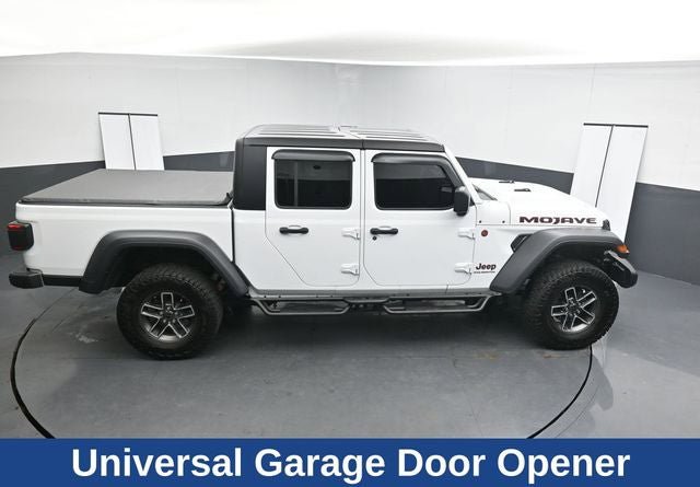 Used 2024 Jeep Gladiator Mojave w/ Technology Group AWD/4WD image 27