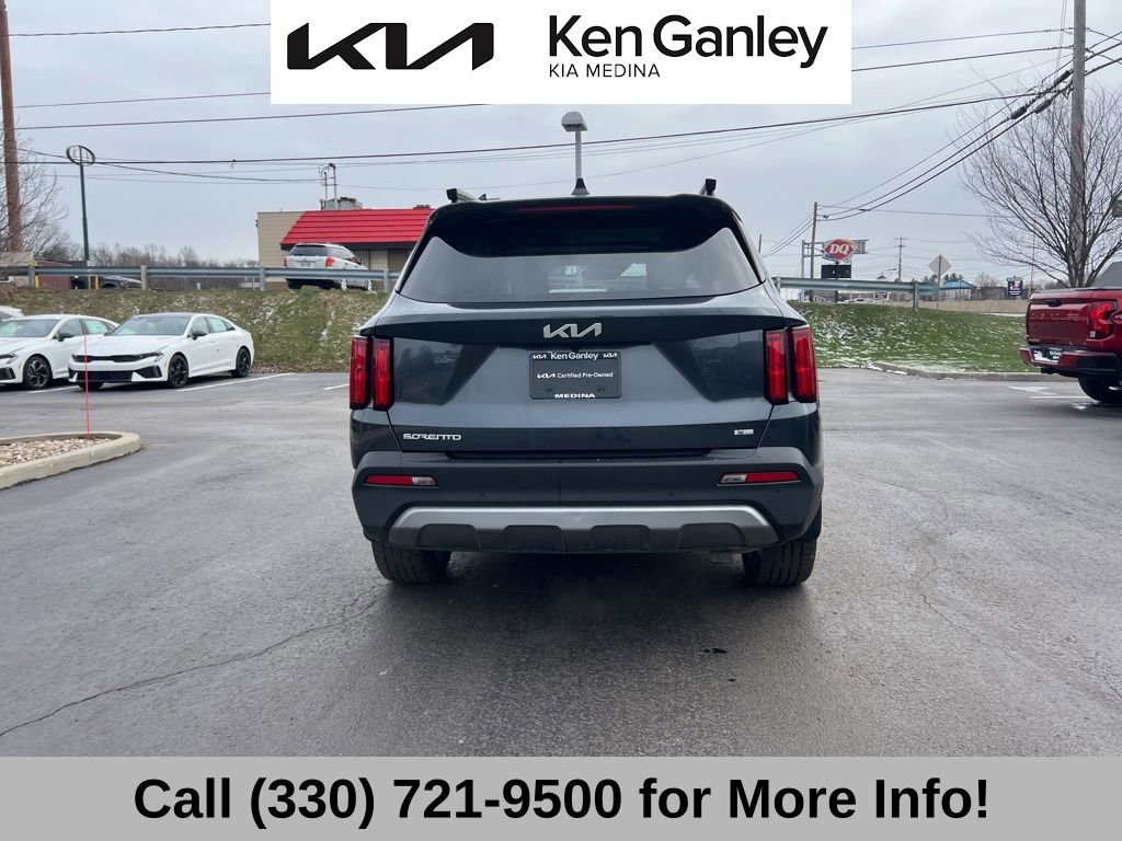 Certified 2023 Kia Sorento SX Prestige image 12