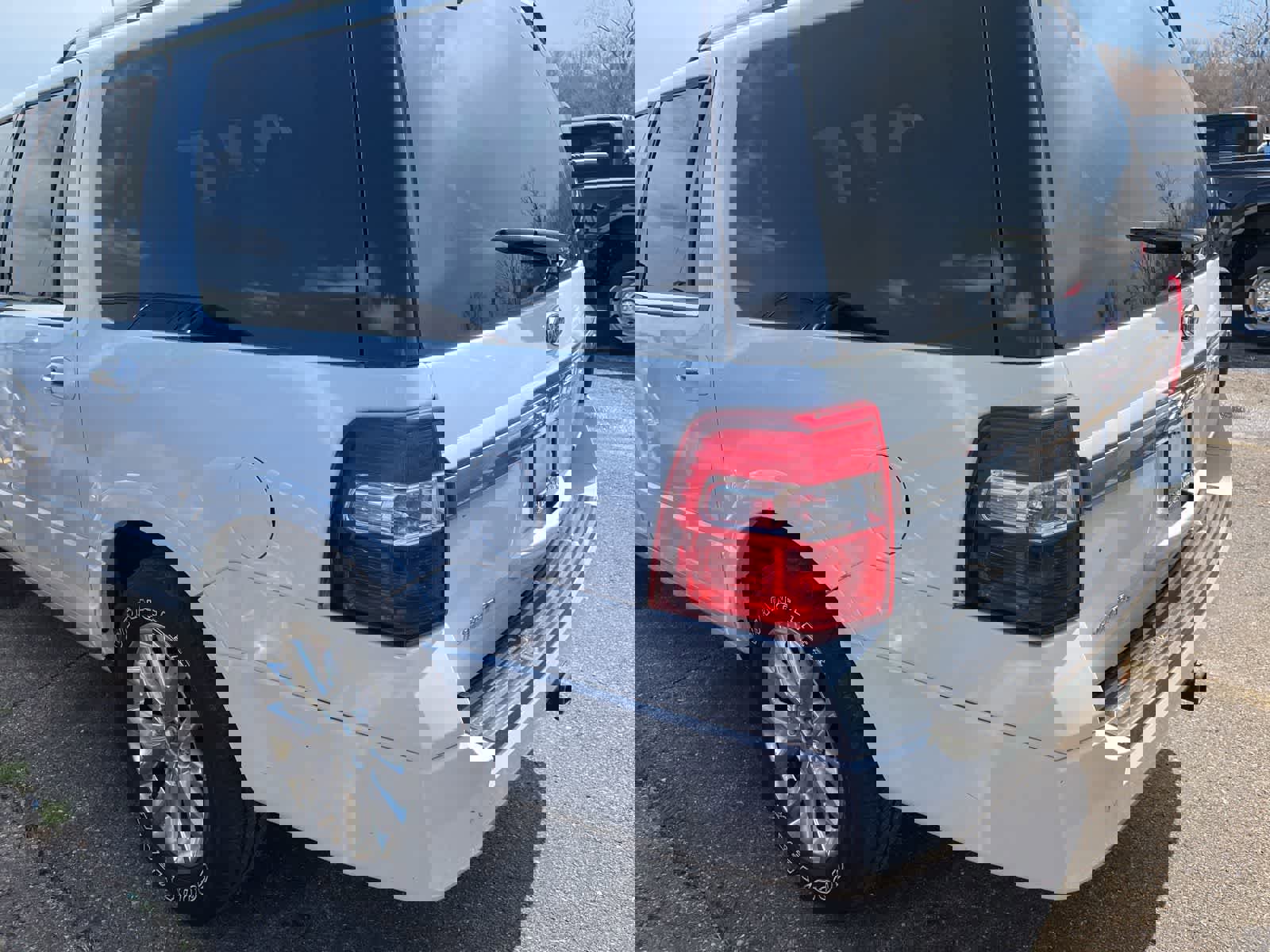 Used 2015 Ford Expedition EL Limited w/ Equipment Group 301A image 10