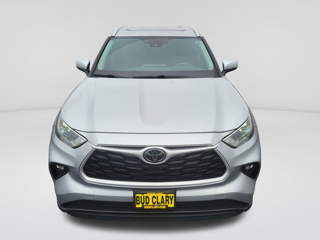 Used 2023 Toyota Highlander XLE image 10