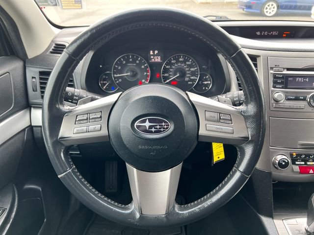 Used 2011 Subaru Outback 2.5i Premium image 21