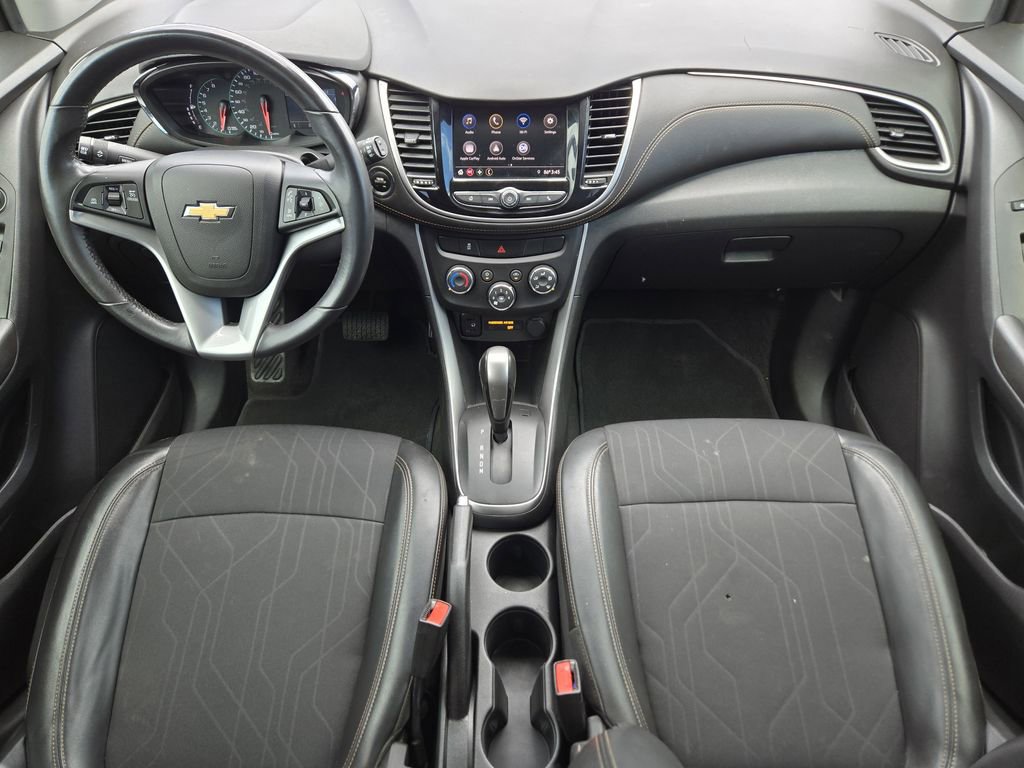 Used 2020 Chevrolet Trax LT w/ LT Convenience Package FWD image 21