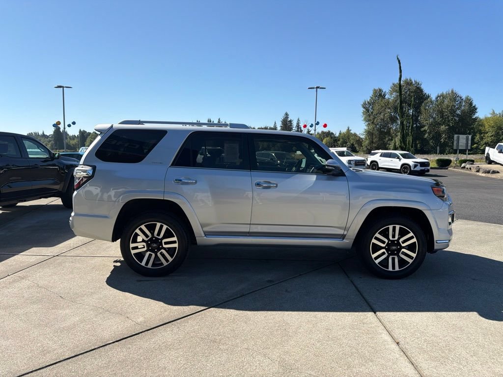 Used 2022 Toyota 4Runner Limited AWD/4WD image 7