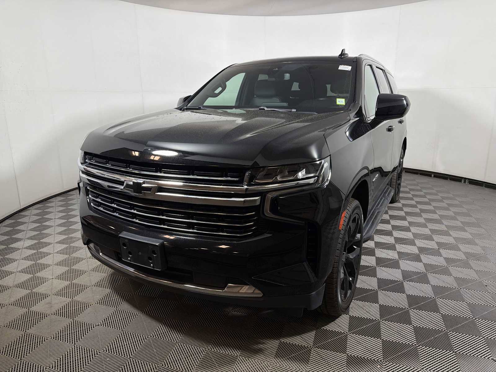 Used 2021 Chevrolet Tahoe LT AWD/4WD image 3