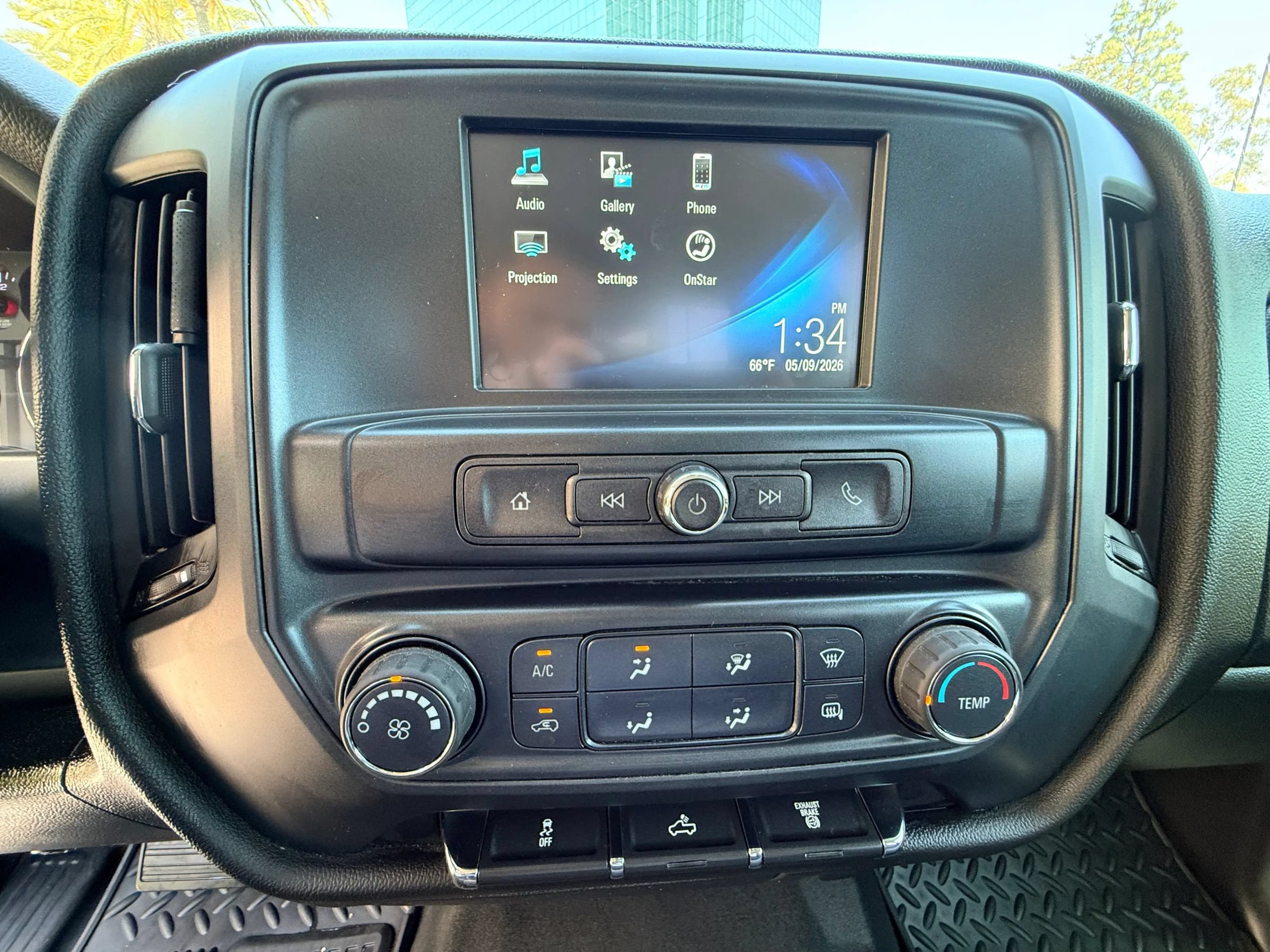 Used 2018 Chevrolet Silverado 3500 Work Truck Pickup 4D 8 ft RWD image 25