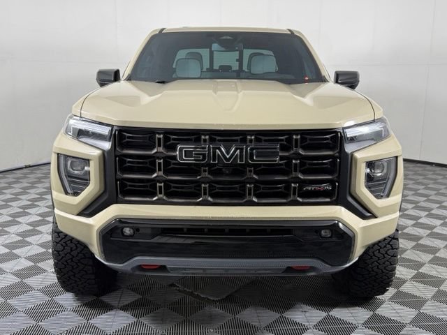 Used 2024 GMC Canyon AT4X AWD/4WD image 11