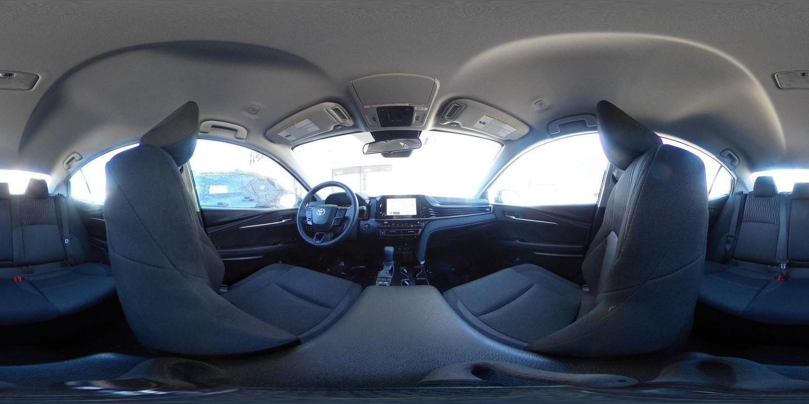 Used 2025 Toyota Camry LE image 40