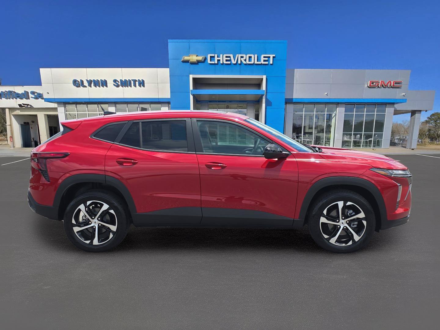 New 2026 Chevrolet Trax RS w/ Sunroof Package FWD image 4