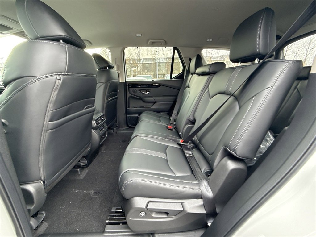 New 2025 Honda Pilot EX-L image 23