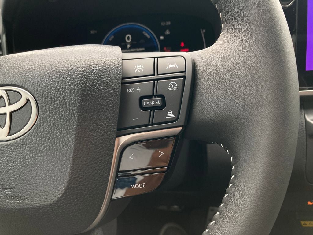 New 2026 Toyota Camry SE FWD image 17