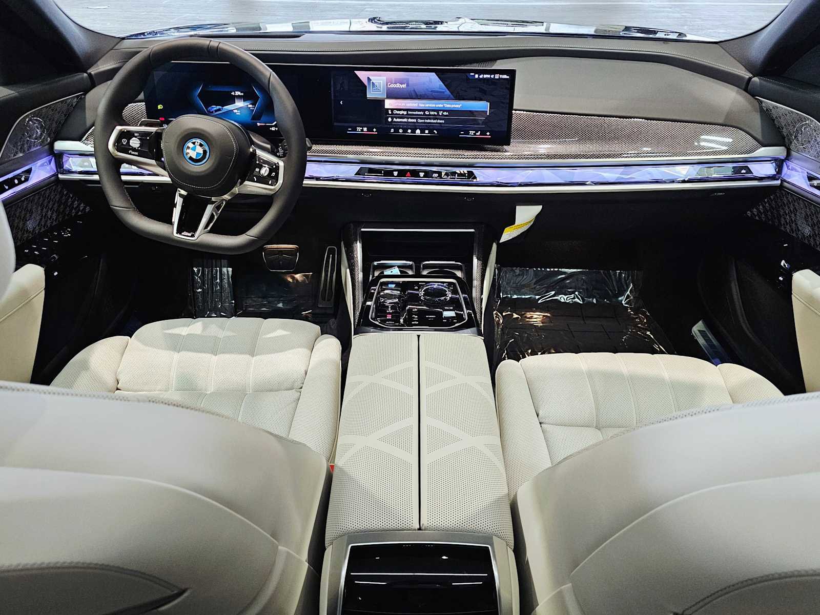 New 2025 BMW i7 xDrive60 w/ Executive Package image 10