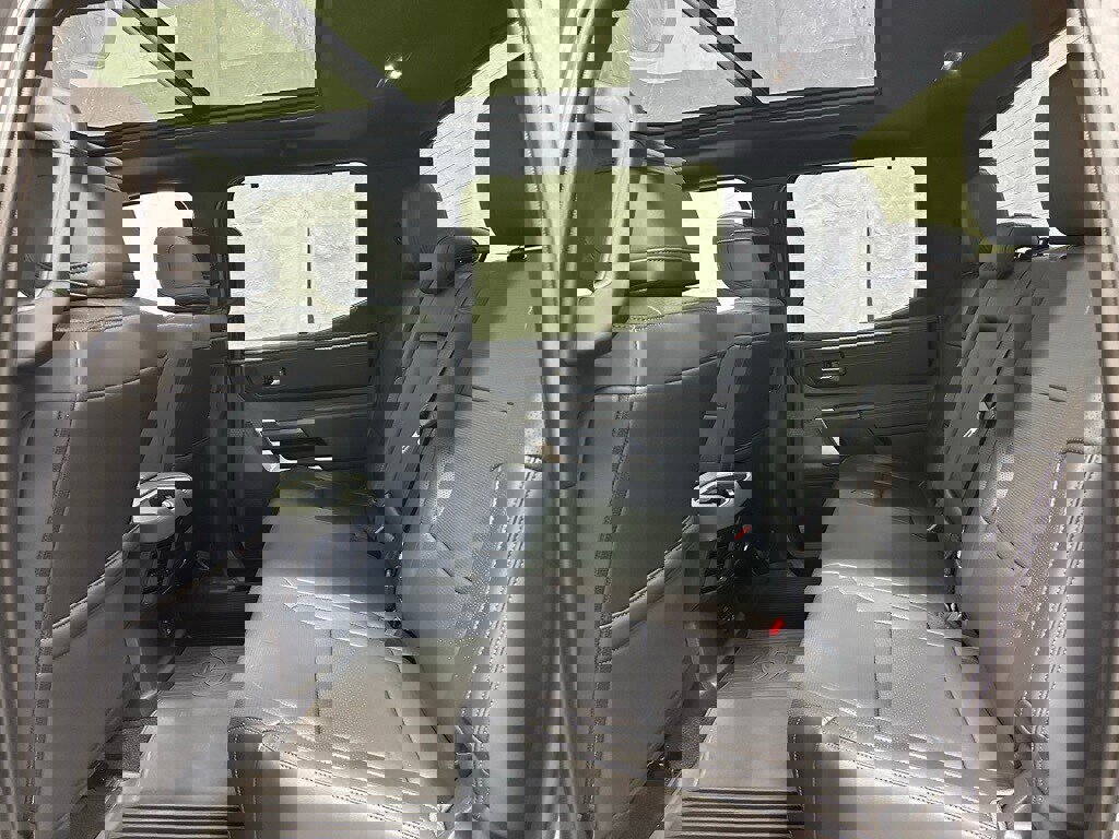 Used 2025 Toyota Tundra Platinum image 52