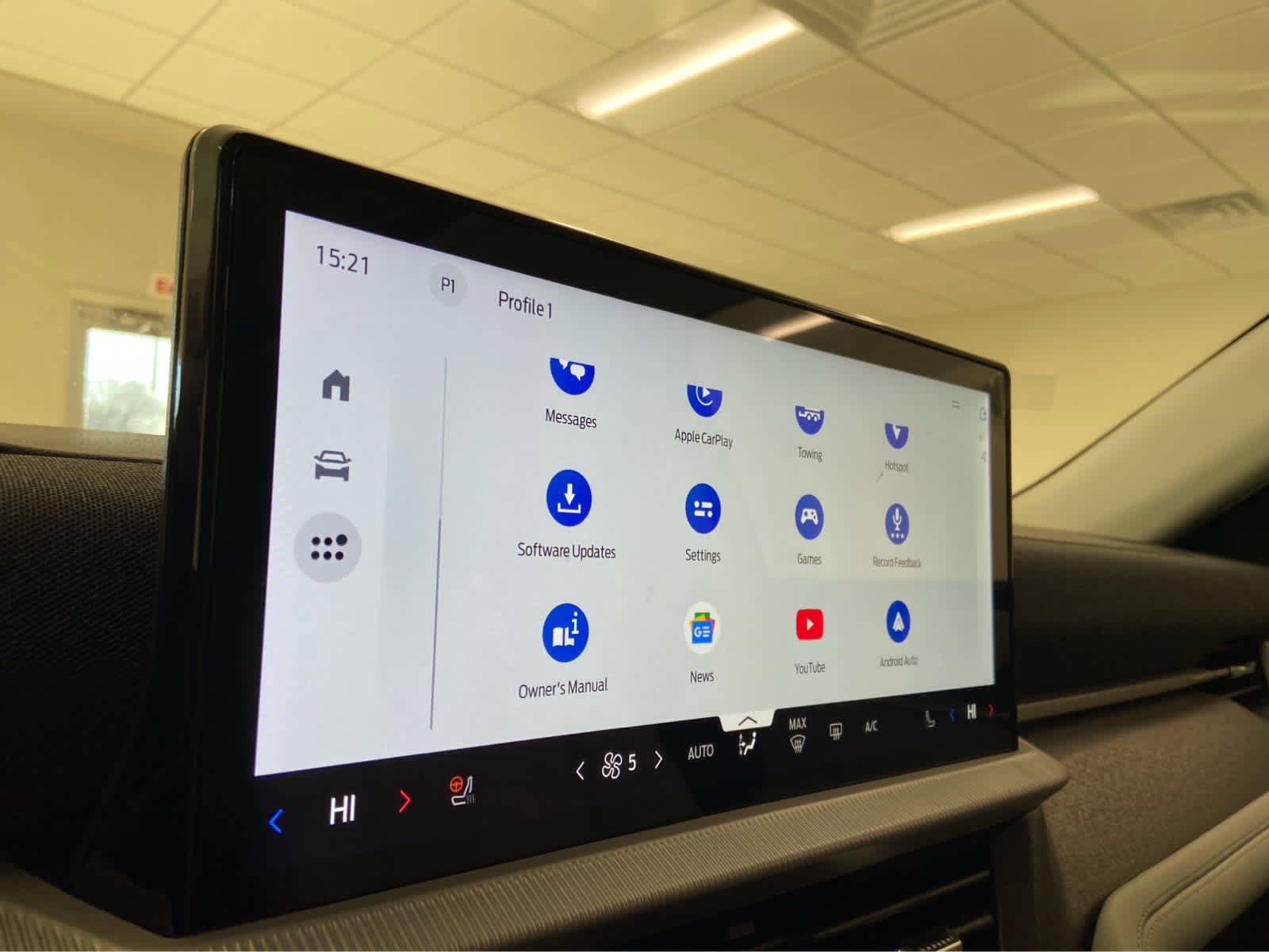 New 2026 Ford Explorer Platinum w/ LUX Leather Package image 31