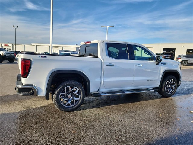 New 2026 GMC Sierra 1500 SLT w/ SLT Premium Plus Package image 2