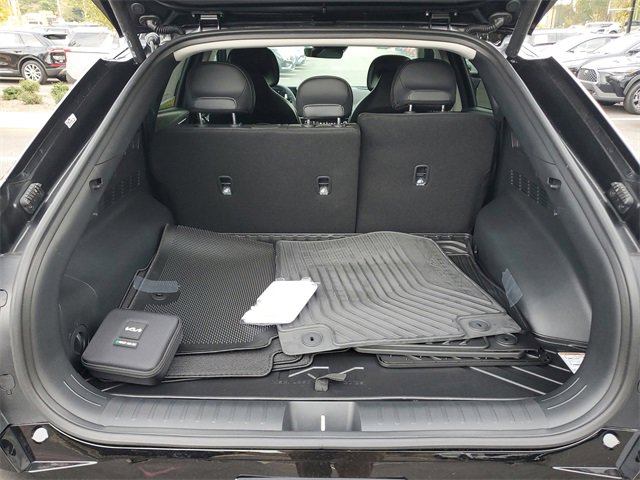 New 2025 Kia EV6 Wind image 8