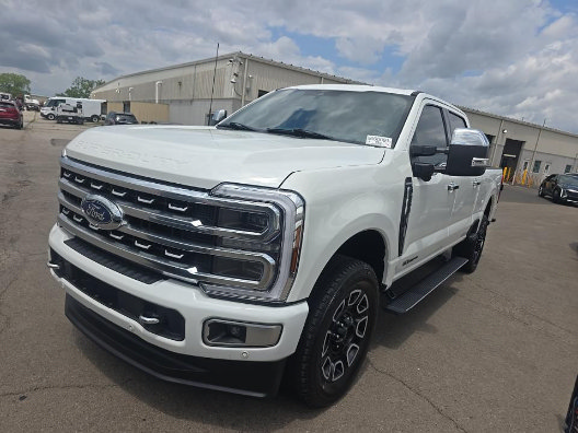 Used 2024 Ford F350 Platinum AWD/4WD video 1