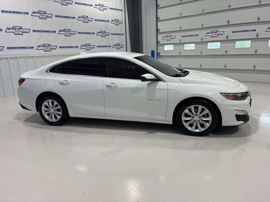 Used 2022 Chevrolet Malibu LT image 9
