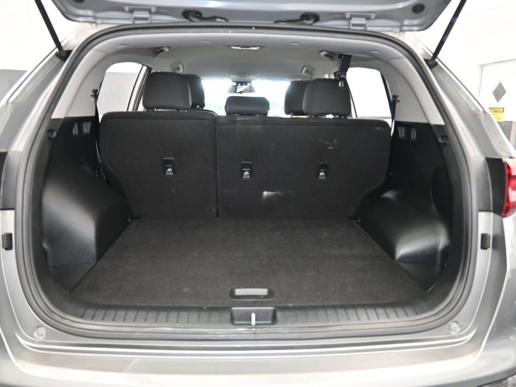 Used 2020 Kia Sportage LX image 34