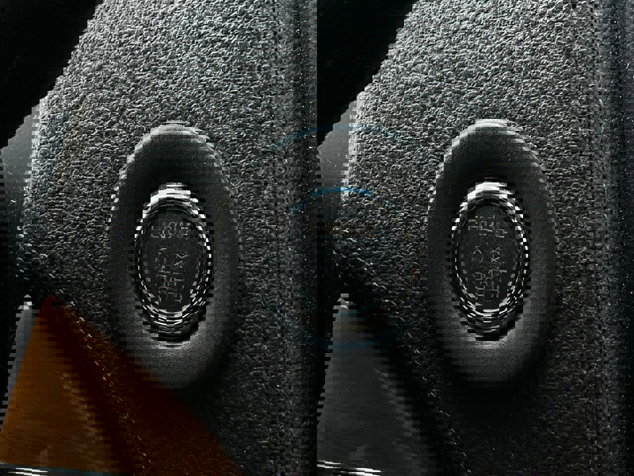 Used 2014 Lincoln MKX FWD w/ Equipment Group 102A image 29