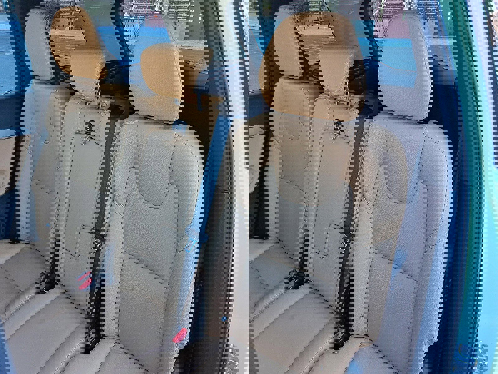 Used 2016 Volvo XC90 T5 Momentum image 15