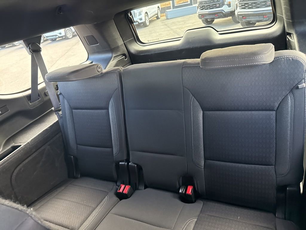 Used 2023 Chevrolet Suburban LS image 13