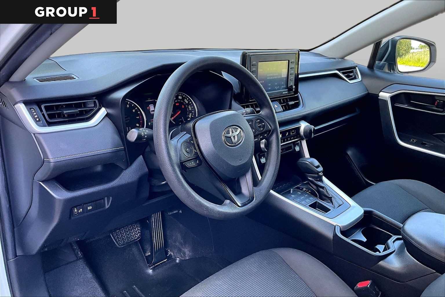 Used 2020 Toyota RAV4 LE w/ All Weather Liner Package AWD/4WD image 18