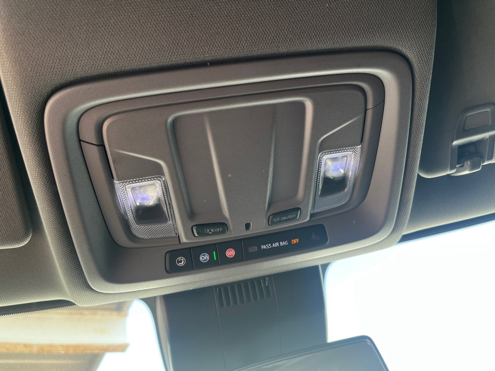 Used 2022 Chevrolet Silverado 1500 RST w/ Z71 Off-Road Package image 24