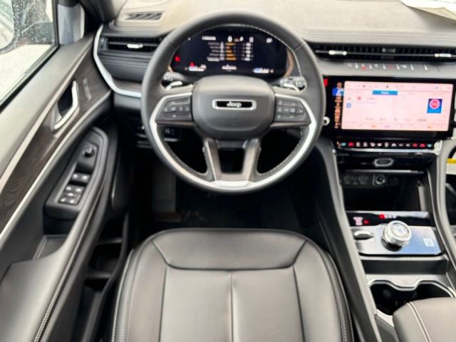 New 2026 Jeep Grand Cherokee Limited AWD/4WD image 36