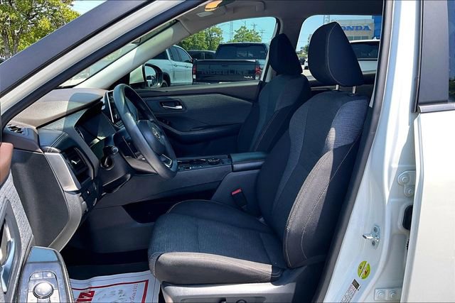 Used 2023 Nissan Rogue SV AWD/4WD image 18