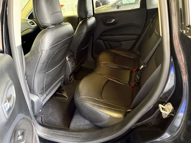 Used 2019 Jeep Compass Latitude image 10