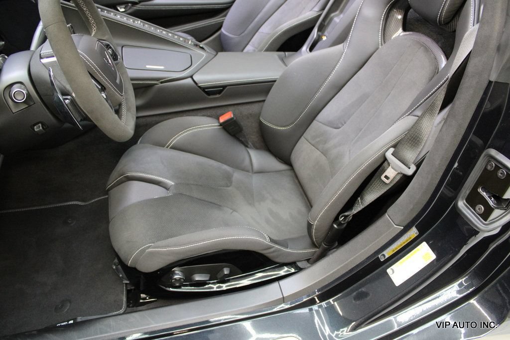 Used 2024 Chevrolet Corvette Stingray Premium Conv w/ Z51 Performance Package RWD image 28