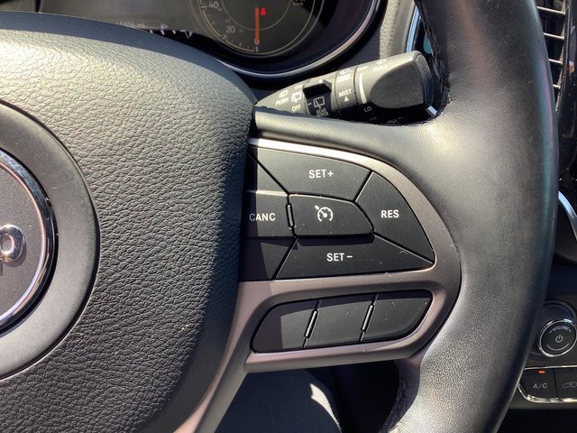 Used 2020 Jeep Cherokee High Altitude image 12