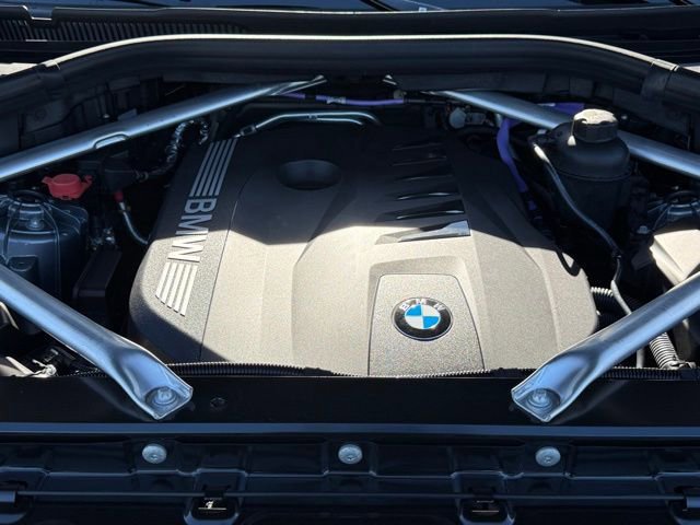 Used 2026 BMW X5 xDrive40i w/ Premium Package AWD/4WD image 32