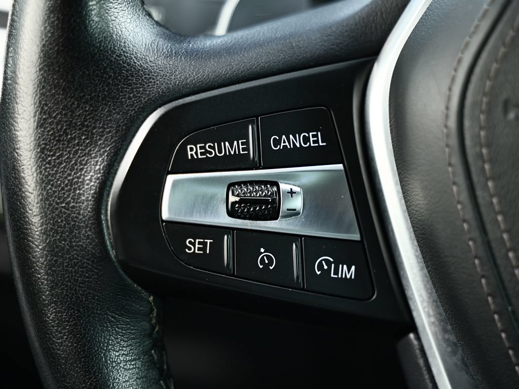 Used 2022 BMW X5 xDrive40i w/ Premium Package AWD/4WD image 34