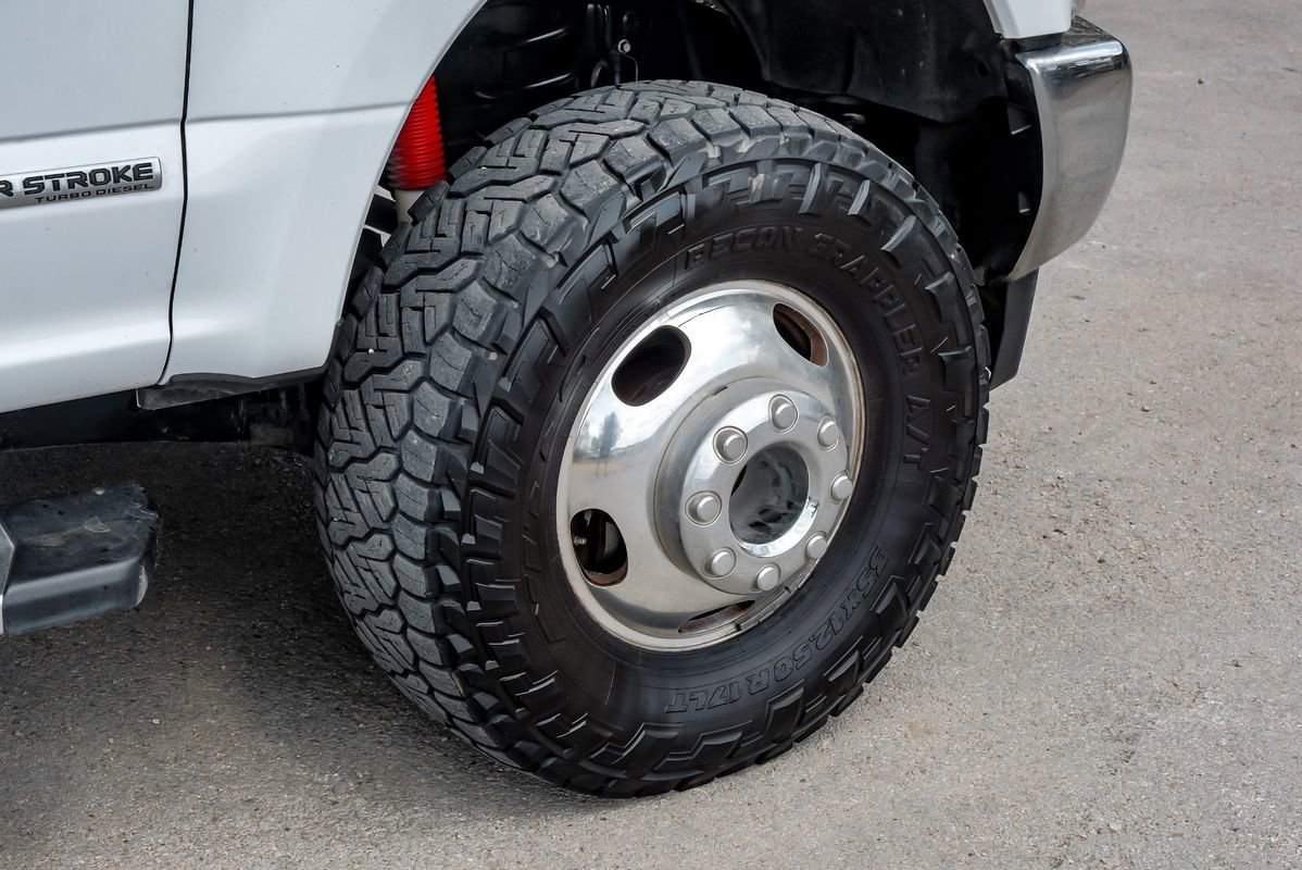 Used 2017 Ford F350 Lariat w/ Lariat Value Package image 61