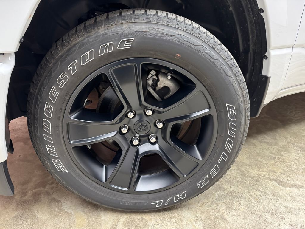 Used 2024 RAM 1500 Big Horn image 30