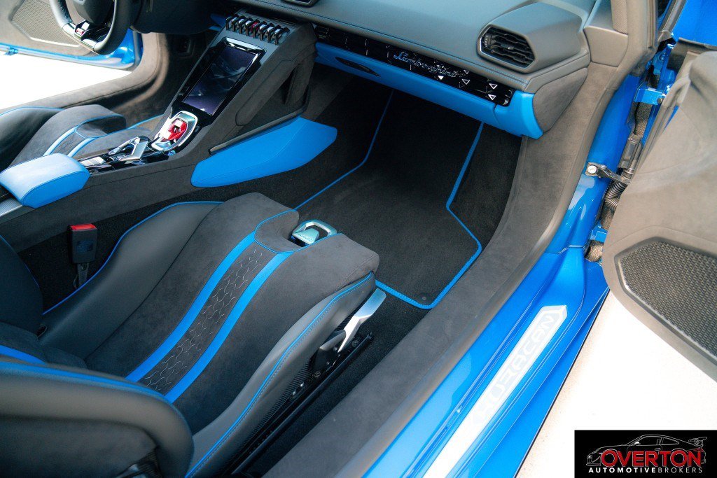 Used 2023 Lamborghini Huracan Tecnica RWD image 22