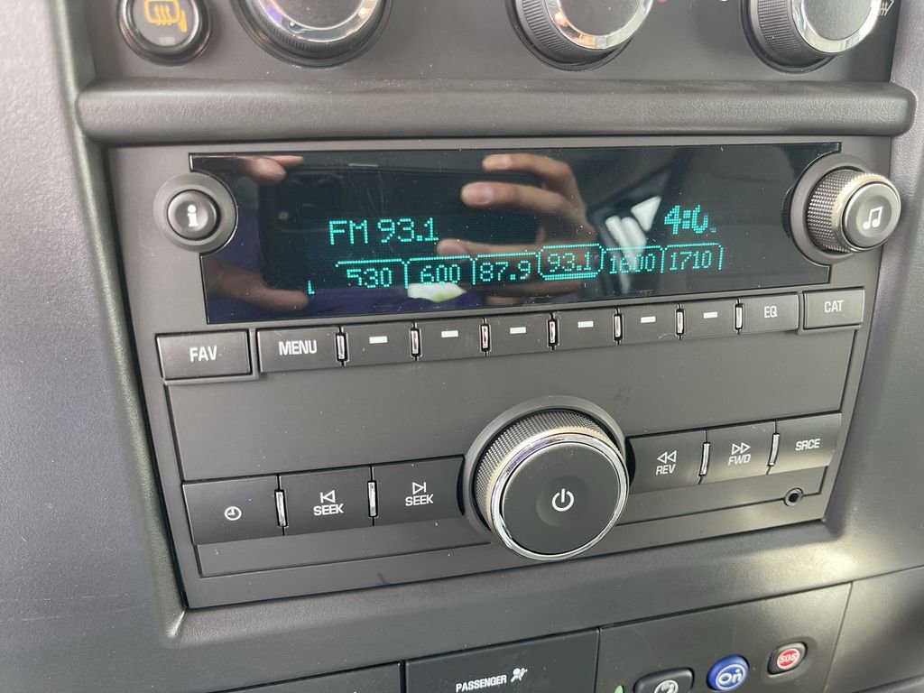 New 2025 Chevrolet Express 3500 Extended w/ Driver Convenience Package image 11