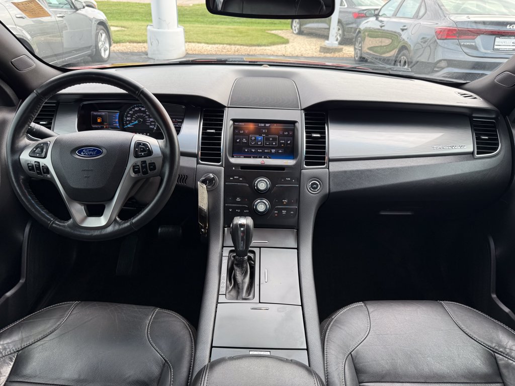 Used 2014 Ford Taurus SEL w/ Equipment Group 201A FWD image 21