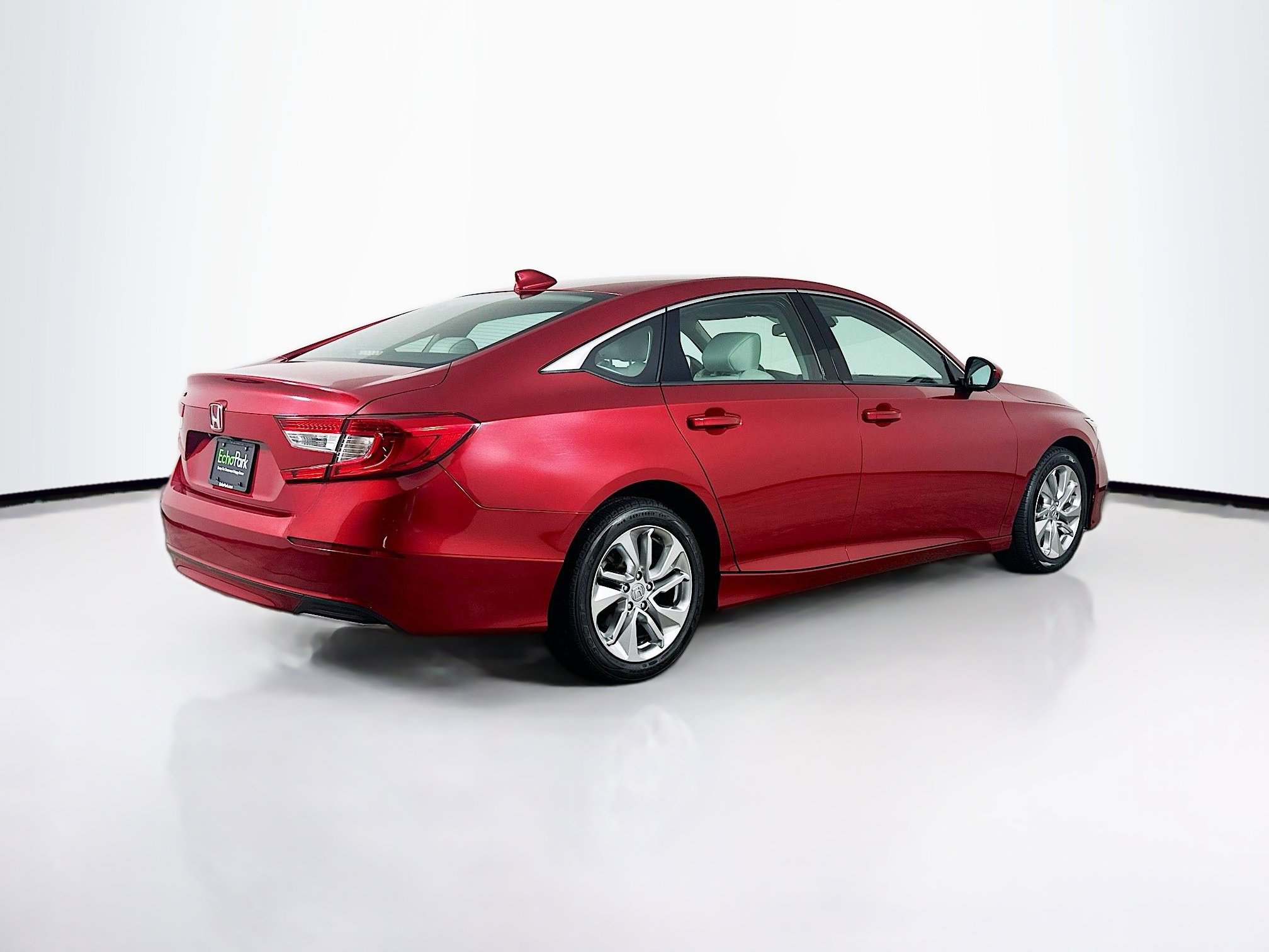 Used 2018 Honda Accord LX image 9