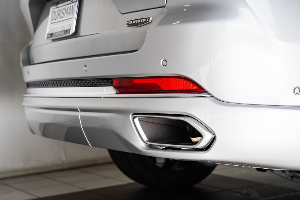 New 2025 Jeep Grand Cherokee Summit image 9