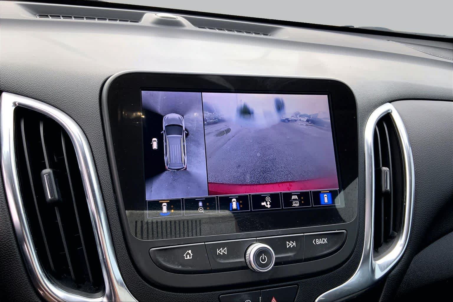 Used 2024 Chevrolet Equinox LT FWD image 22