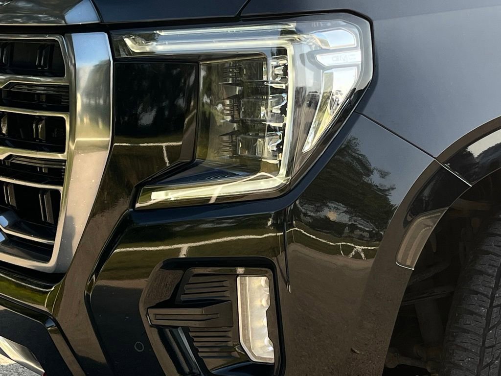 Used 2023 GMC Yukon AT4 AWD/4WD image 31