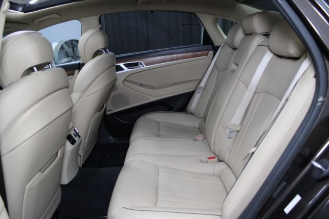 Used 2015 Hyundai Genesis 3.8 w/ Option Group 04 RWD image 24