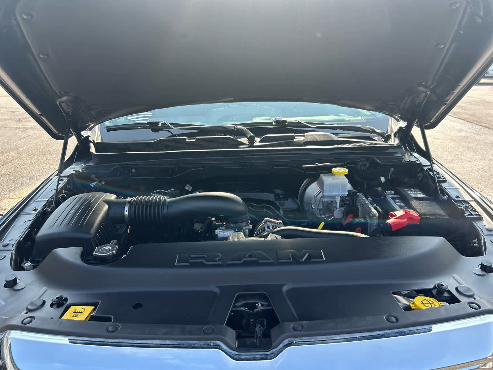 Used 2022 RAM 1500 Laramie image 32