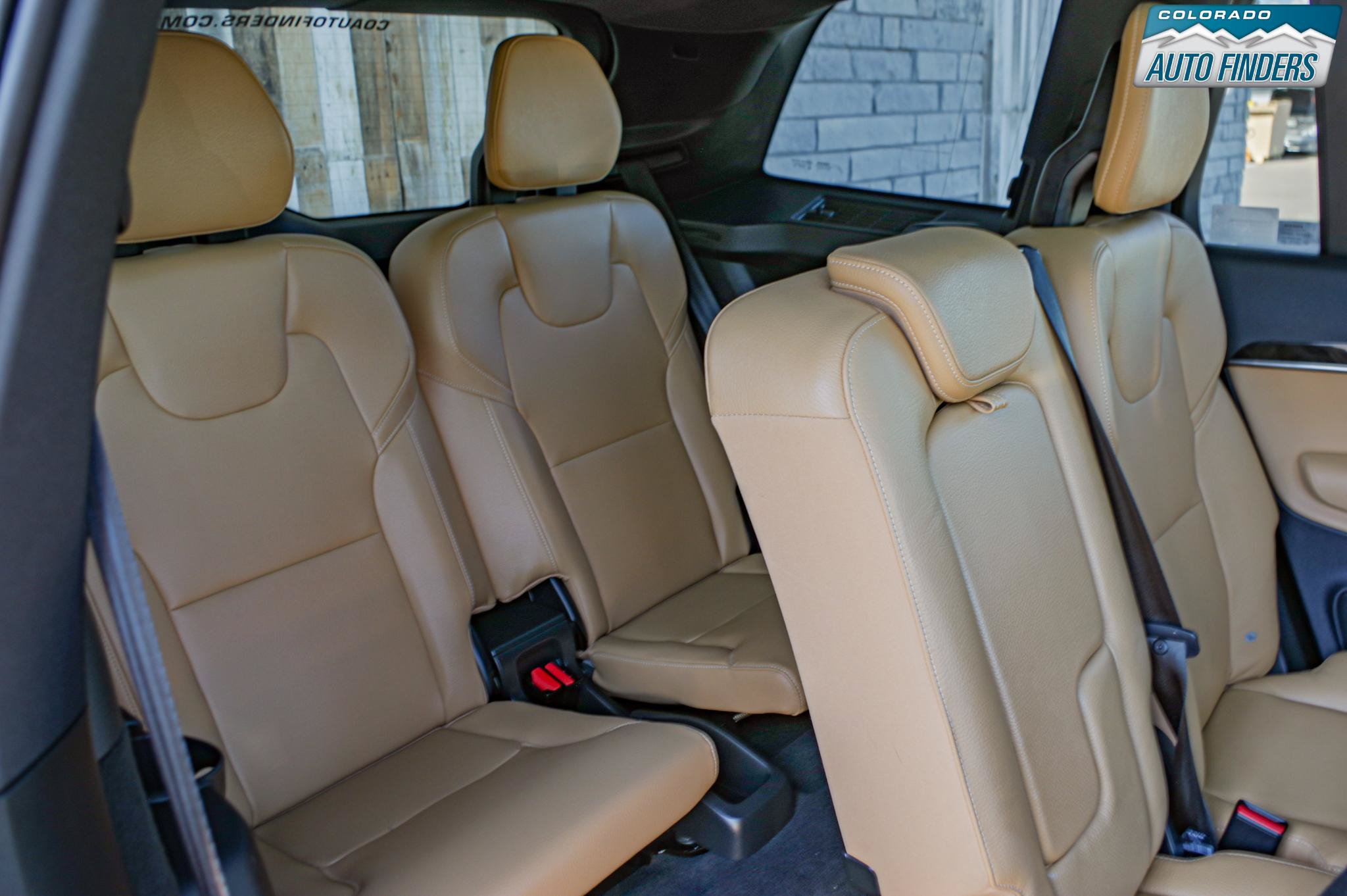 Used 2018 Volvo XC90 T6 Momentum w/ Convenience Package AWD/4WD image 23